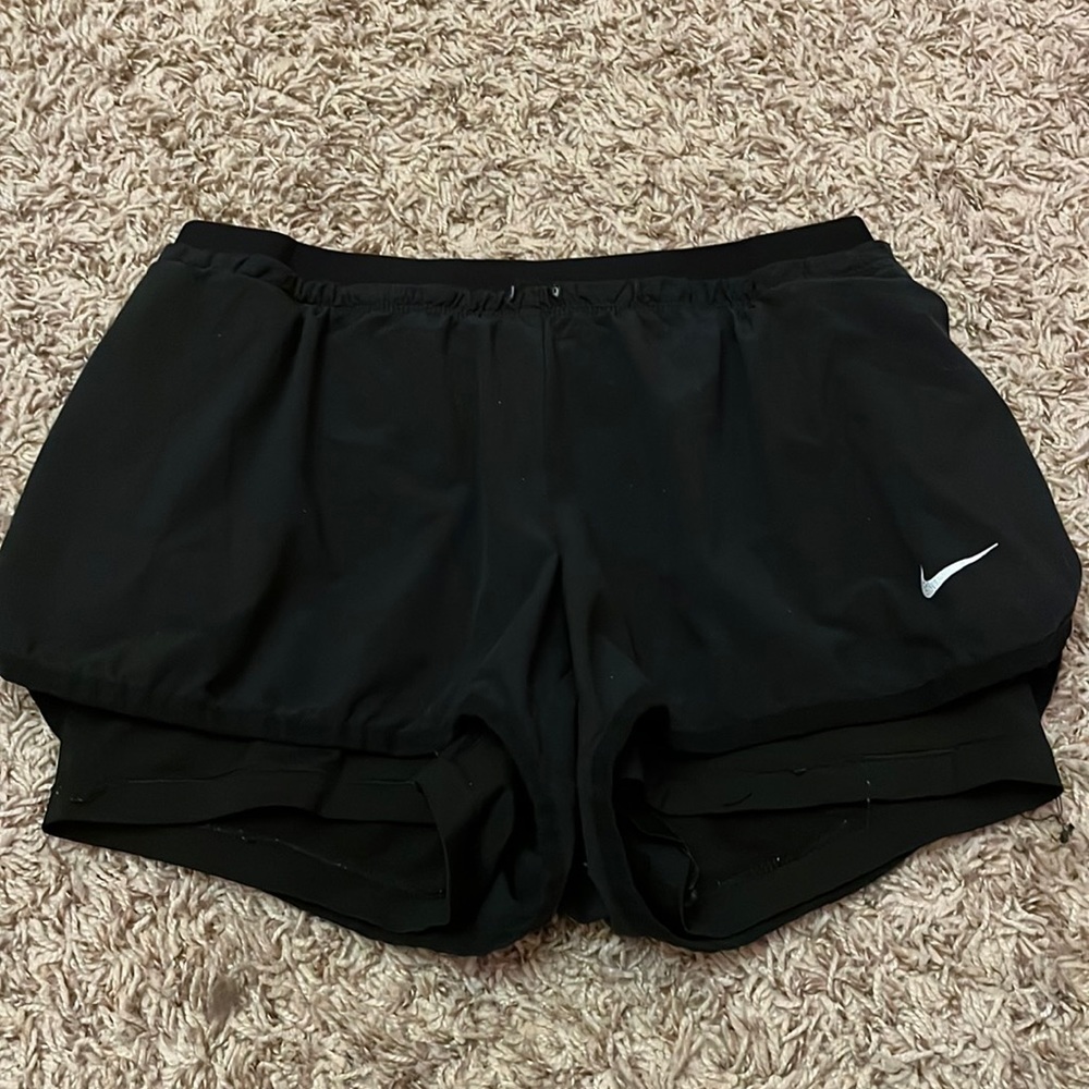 Nike athletic shorts small adult